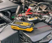 CARGADOR BATERIA INTELIGENTE 35w 2A 60Ah POWX4201 POWERPLUS